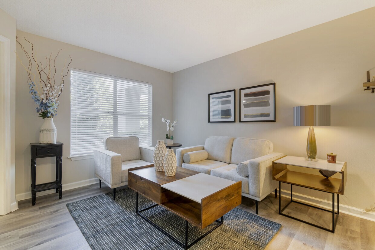 The Spoke Savannah Apartments 5820 White Bluff Rd Savannah, GA