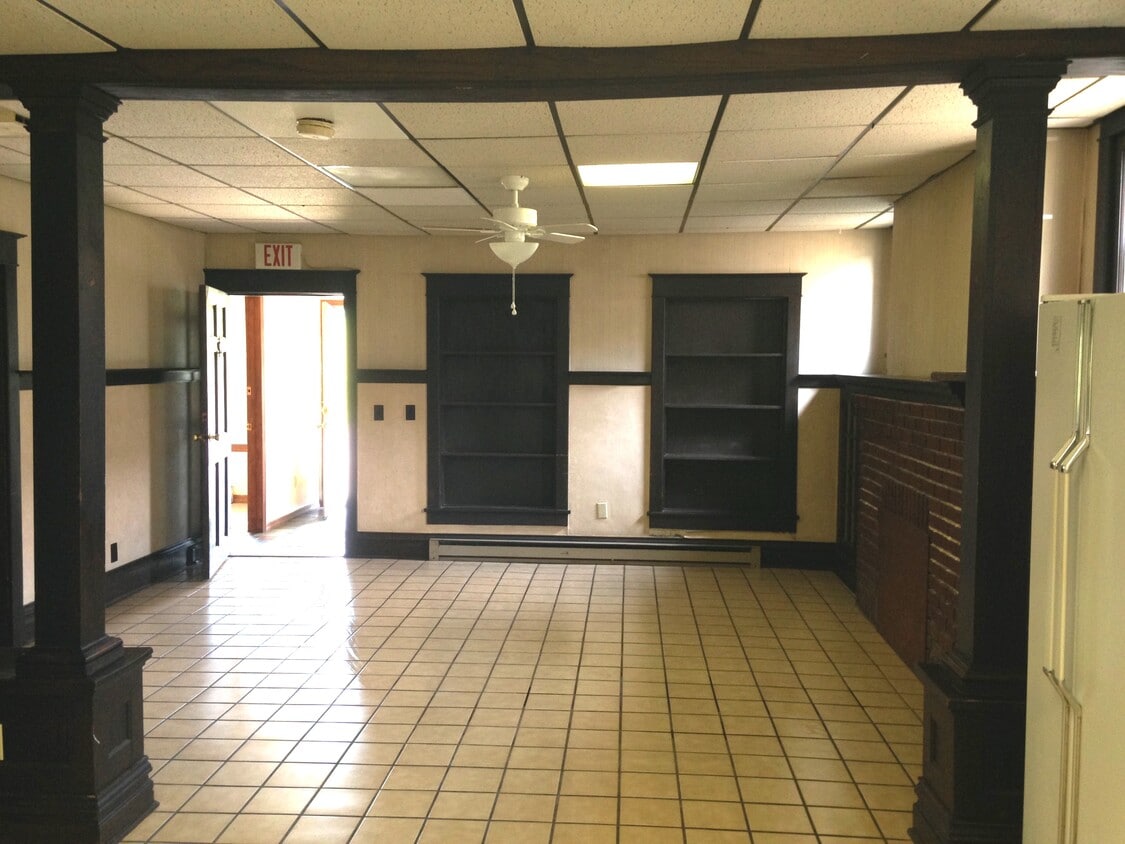 604 W Main St, Lock Haven, PA 17745 Townhouse for Rent in Lock Haven