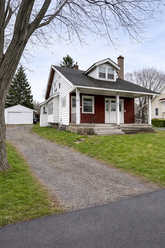 Foto del edificio - 211 Russell Ave