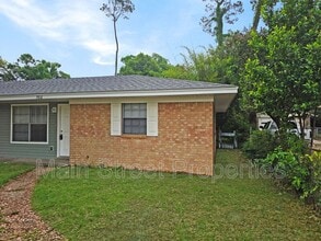 Building Photo - 7816 Sabra Dr