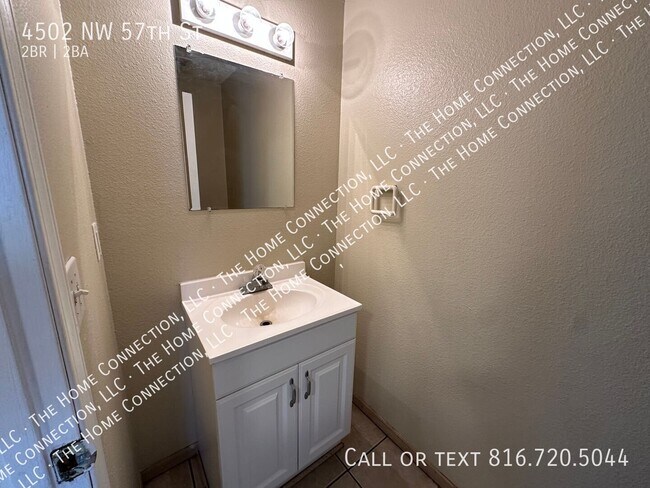 Foto del edificio - 4502 NW 57th St