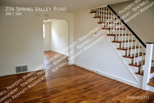 Foto del edificio - 3BR 1BA Townhome, Darby, PA September 1st ...