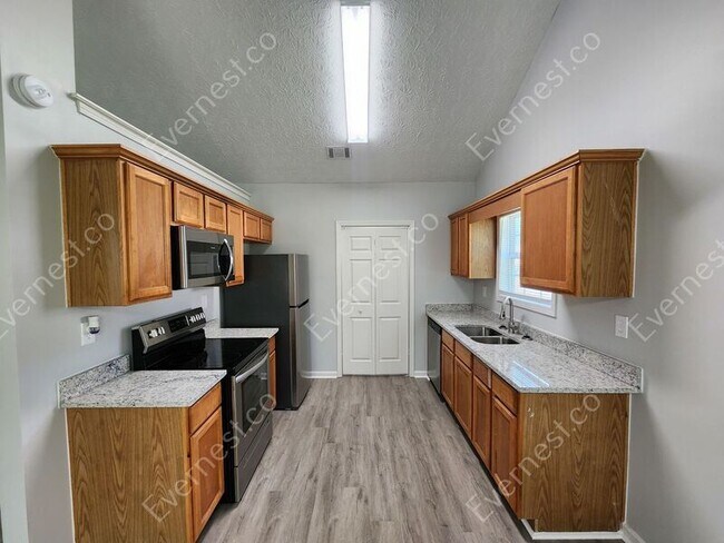 Foto del edificio - 236 Bridgeport Ln