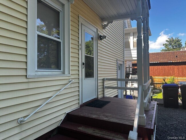 Foto del edificio - 45 Fulton Ave