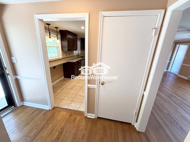 Foto del edificio - 5317 W 73rd St