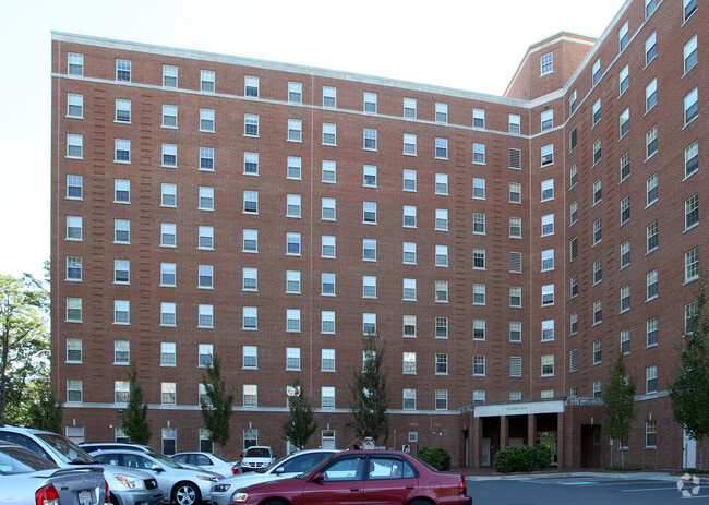 Foto del edificio - UNC-CH Morrison Residence Hall