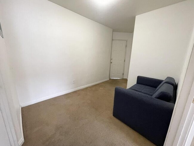 Building Photo - 1675 S State St