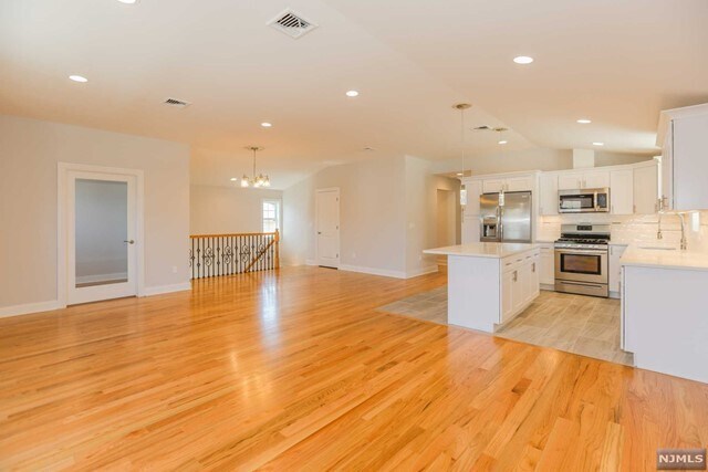 Foto del edificio - 301 Miller Ave