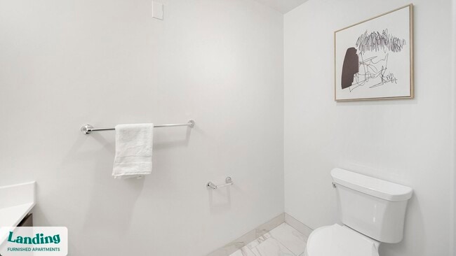 Building Photo - 740 N Aberdeen St