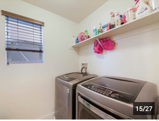 Foto del edificio - 269 W Willow Creek Dr