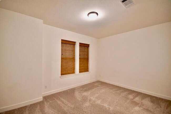 Foto del edificio - 9606 Pink Blossom Ct
