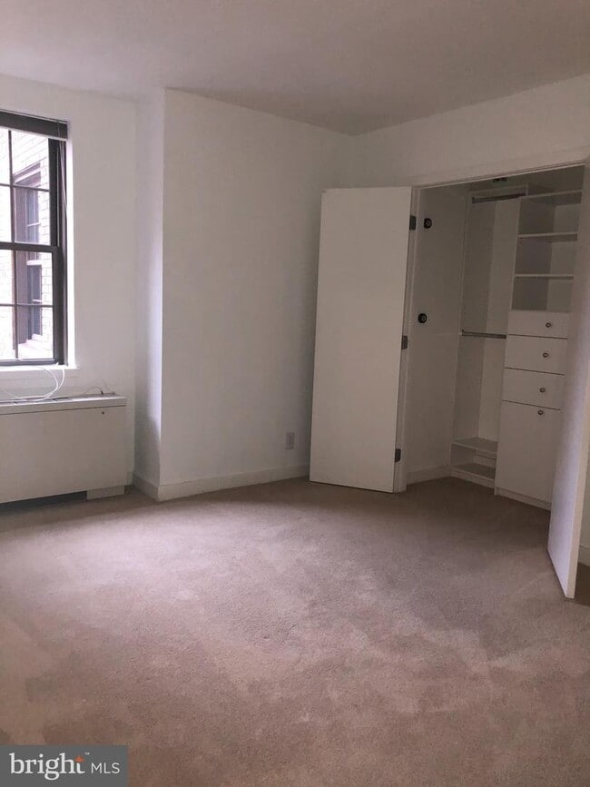 Building Photo - 219-29 S 18th St