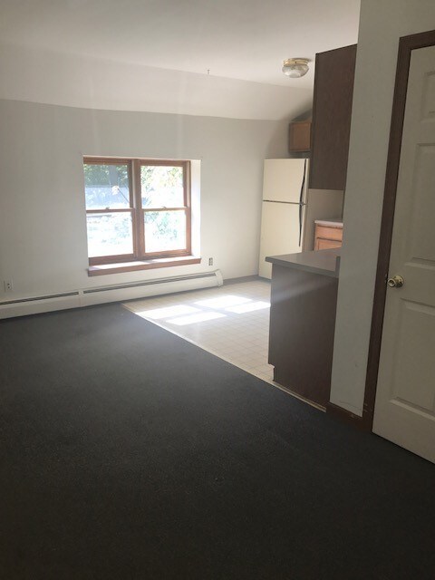 Foto del edificio - 35 Route 199