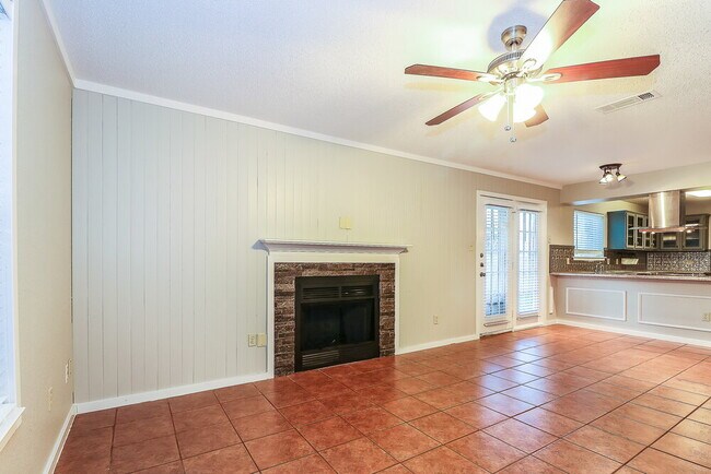 Foto del edificio - 5528 Royal Meadow Ln