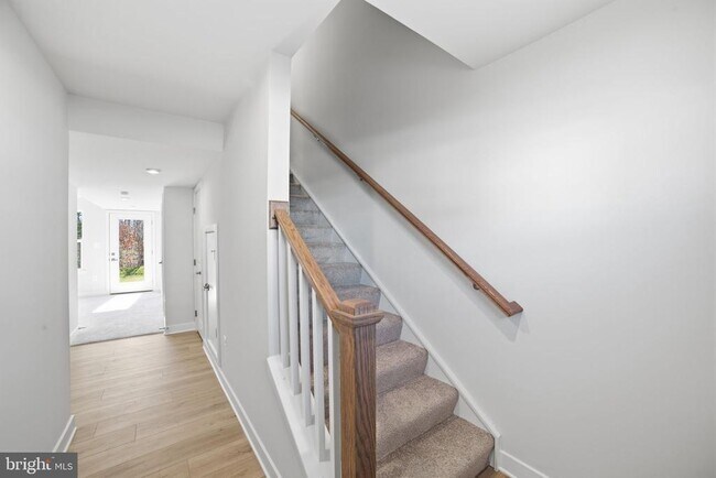 Building Photo - 6920 Braxton Spgs Wy