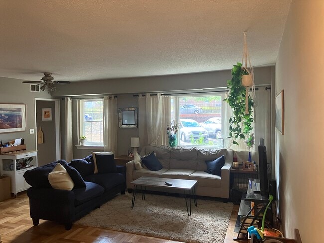 Sunny, Spacious Living Room - 1305 N Ode St
