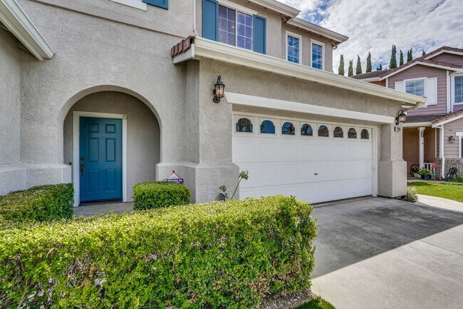 Foto del edificio - Luxury 5BR North San Jose Home | 2,680 Sq. Ft. | Minutes to BART, Levi's Stadium & Silicon Valley...