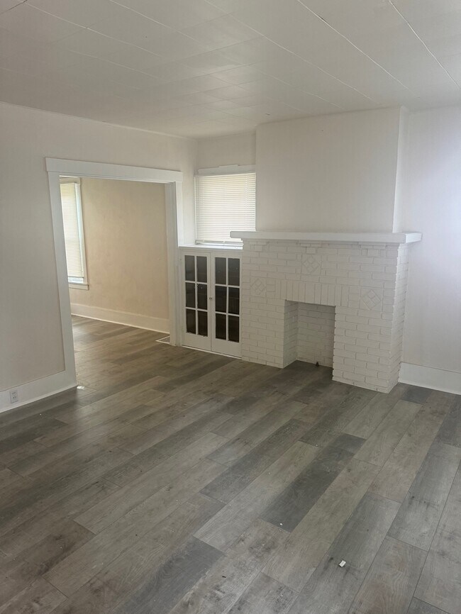 Foto del edificio - 124 N 3rd St