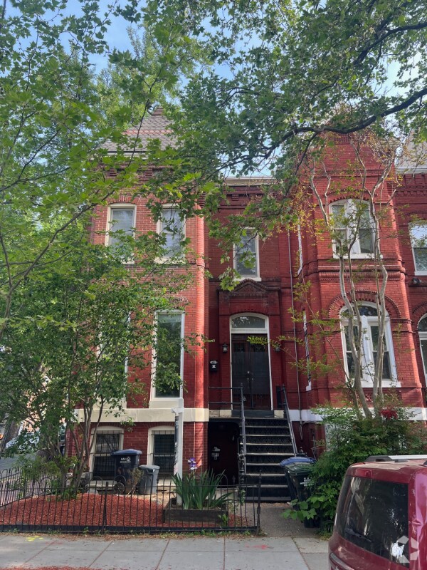 Building Photo - 619 Q St NW
