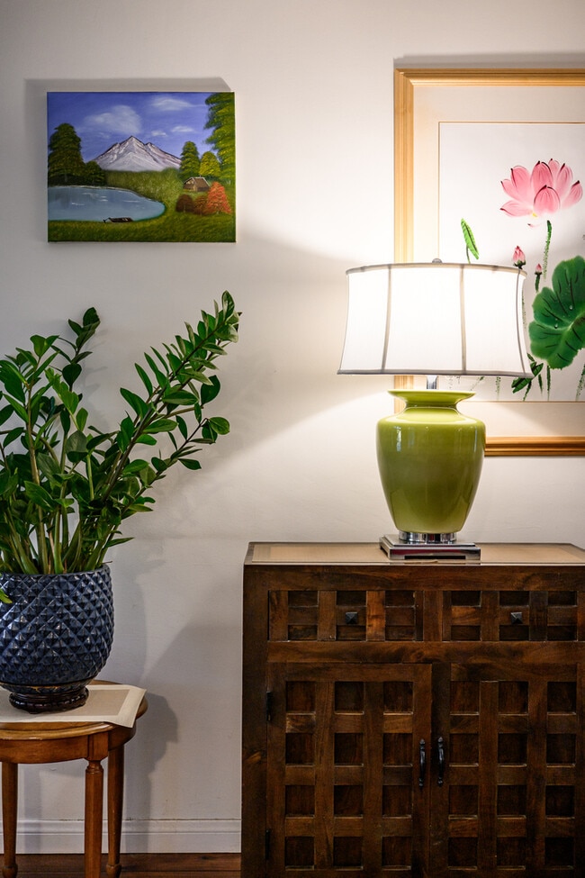 Foto del edificio - 1751 Belmont Ave