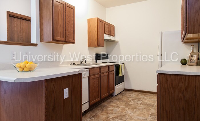 Building Photo - 4509 Steinbeck St