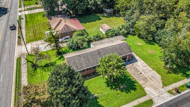Building Photo - 2401 Stringfield Rd NW