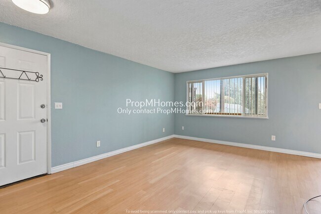 Foto del edificio - Well-Located Tigard Apartment – Cozy, Clea...