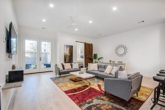 Building Photo - 4109 Hare St