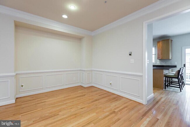 Foto del edificio - 8857 Ashgrove House Ln