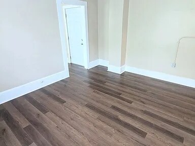 Building Photo - 635 Tanglewood St