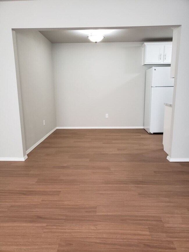 Building Photo - Coming In July!!!!