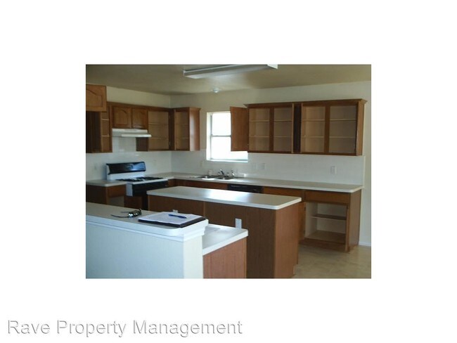 Building Photo - 1213 Firebush Dr