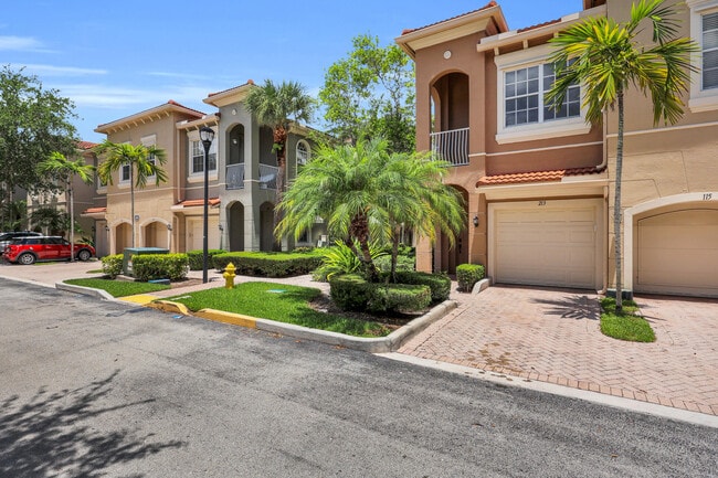 Building Photo - 4851 Bonsai Cir