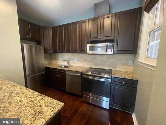 Foto del edificio - 1815 18th St NW