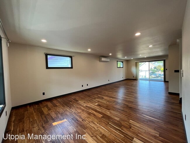 Building Photo - 5 br, 2.5 bath House - 1113 Humboldt Street