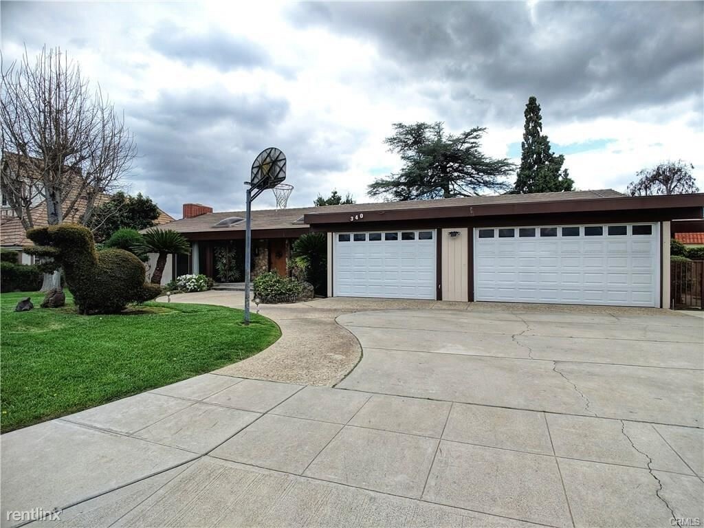 Primary Photo - 4 br, 3 bath House - 340 W Wistaria Ave