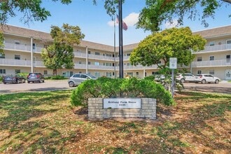 Building Photo - 2440 World Pkwy Blvd