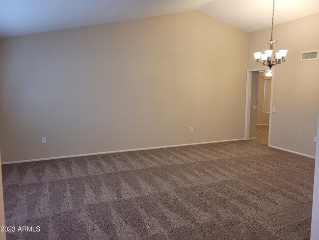 Building Photo - 13546 W Spring Meadow Dr