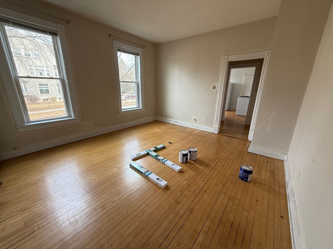 Foto del edificio - 1823 E Bradford Ave