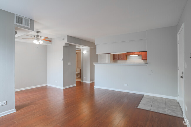 1HAB, 1BA - Sala de estar - Ashton Arlington Heights