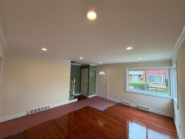 Foto del edificio - 140 E Northwest Hwy