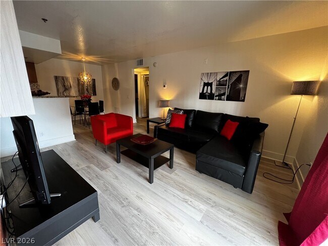 Foto del edificio - 4200 S Valley View Blvd