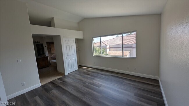 Building Photo - 2670 Ridgewater Cir