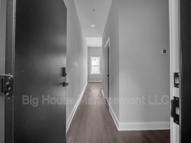 Foto del edificio - 707 Druid Park Lake Dr