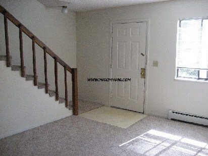 Building Photo - 209 Teller Ave 3 - 2 Bed 1 Bath