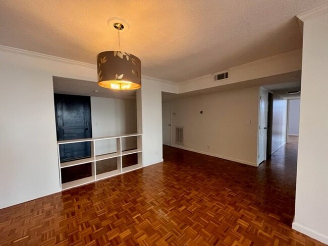 Foto del edificio - Luxury Condo at the Hampshire- 3 bedrooms,...