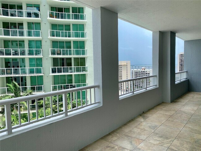 Foto del edificio - 170 SE 14th St