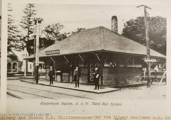 Foto del edificio - 36A Albany Ave
