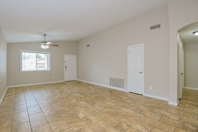 Foto del edificio - 10231 E Desert Crossings Way