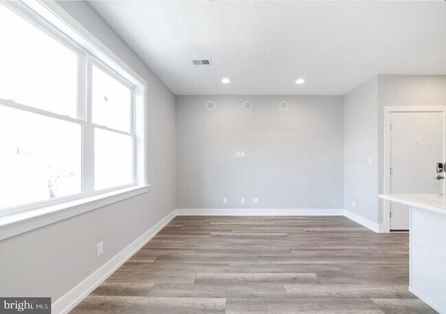 Building Photo - 1538 N 7th St
